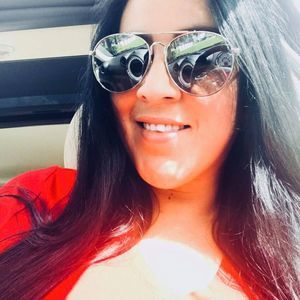 Meet your Posher, Juliana